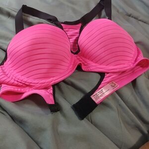 Fruit of the Loom Pink Striped Bra Sz 36c, Underwire, Sportlike Appearance
